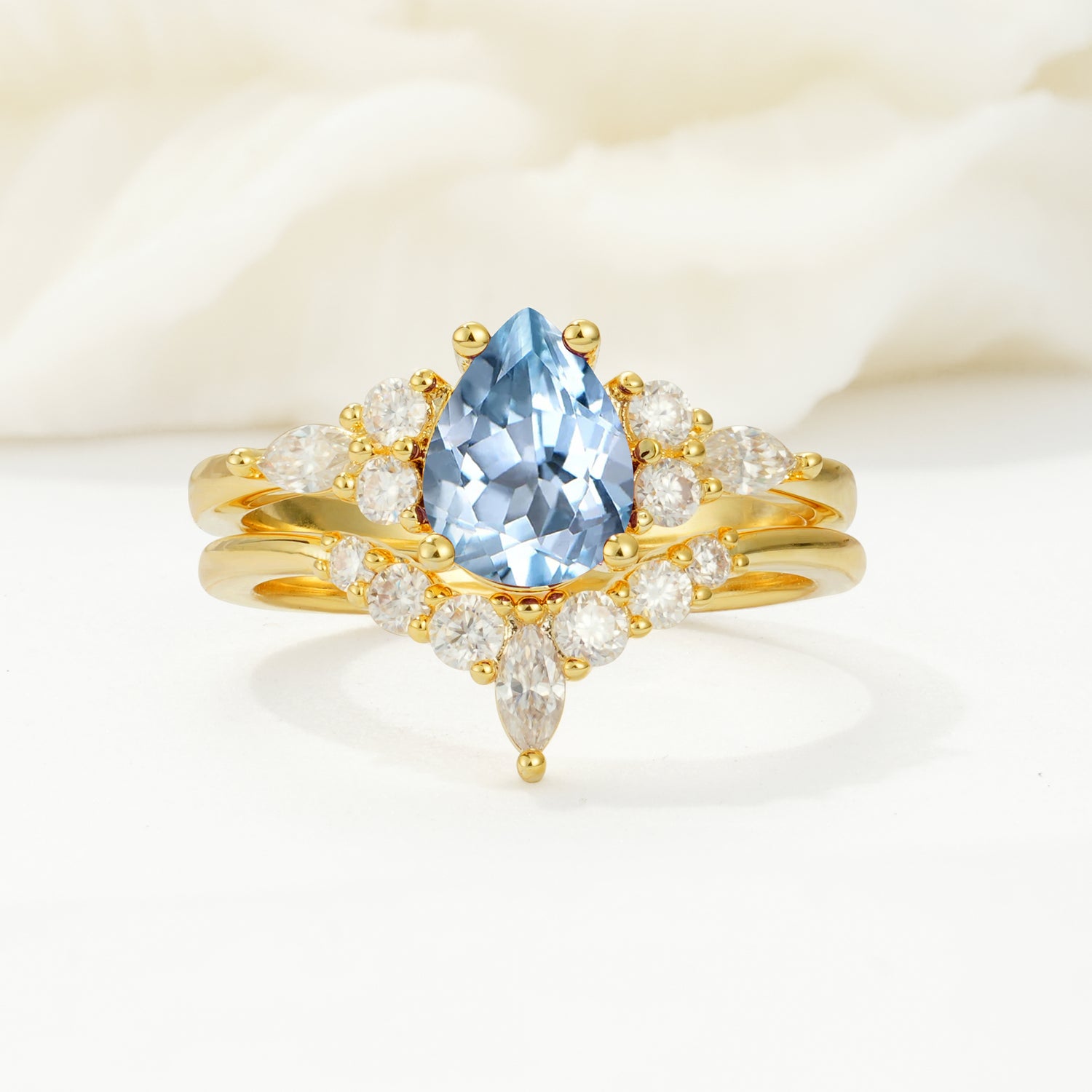 SR17103 Aquamarine Ring - Yellow-Gold