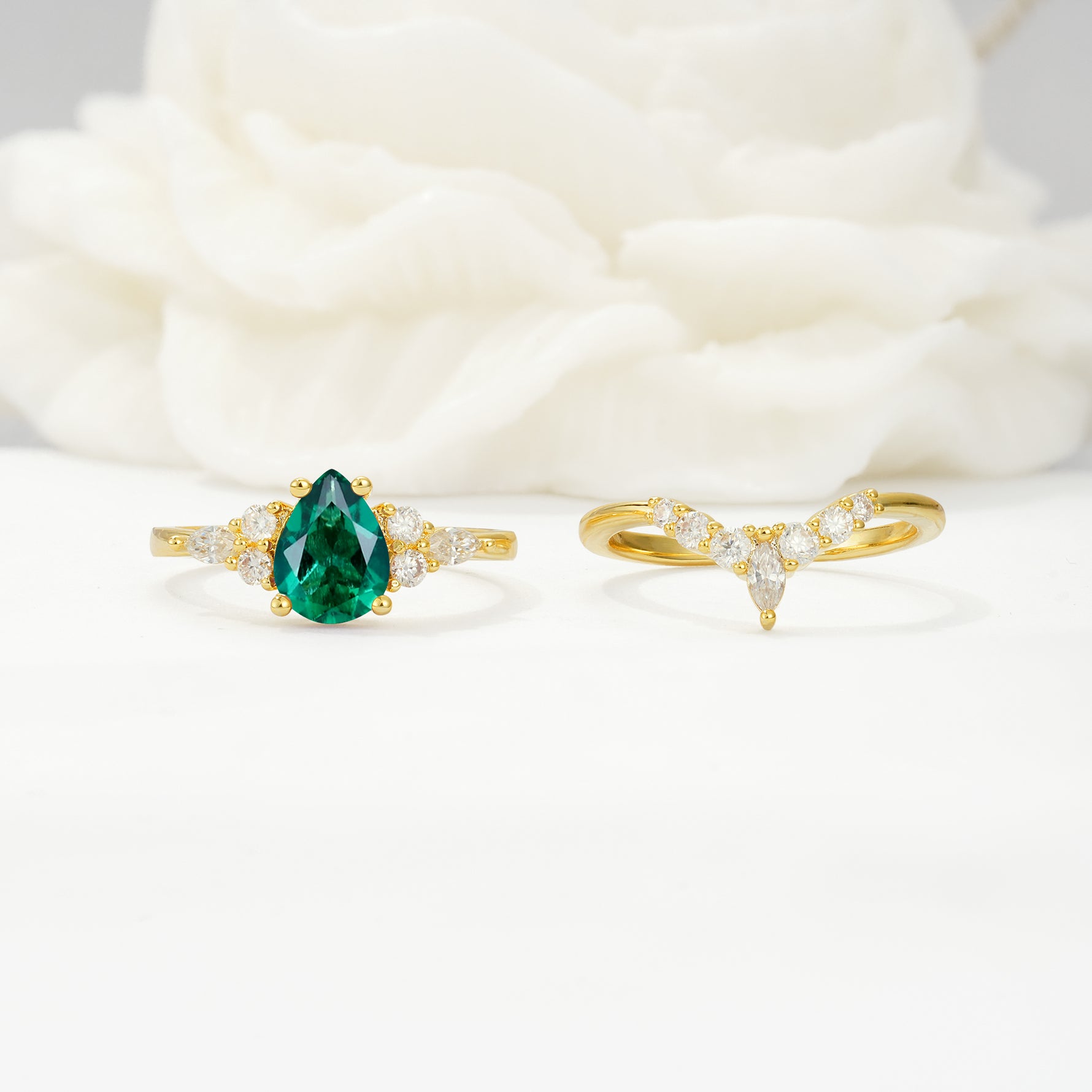 SR17103 Emerald Ring - White-Gold