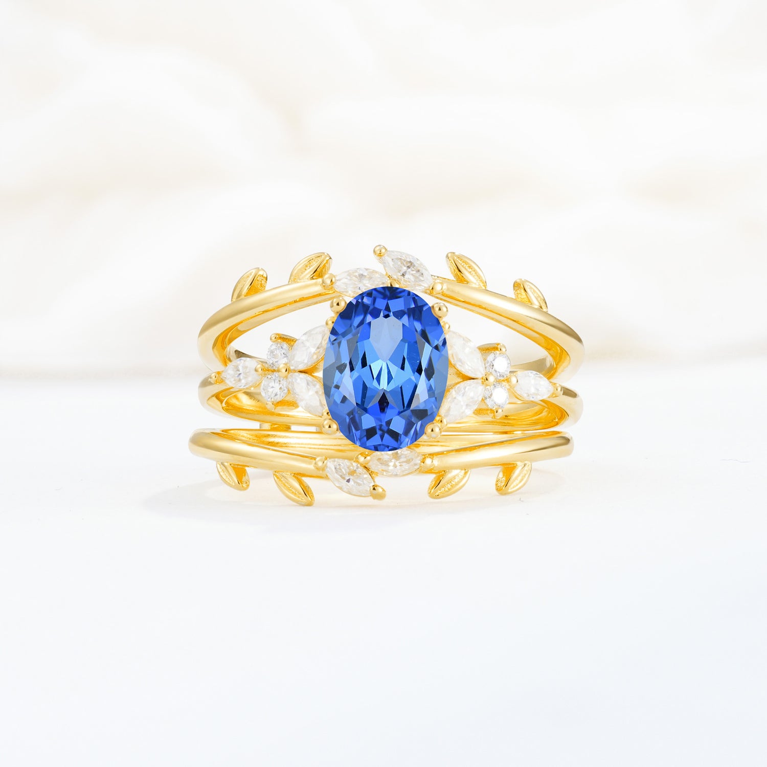 SR17104 Sapphire Ring - Yellow-Gold