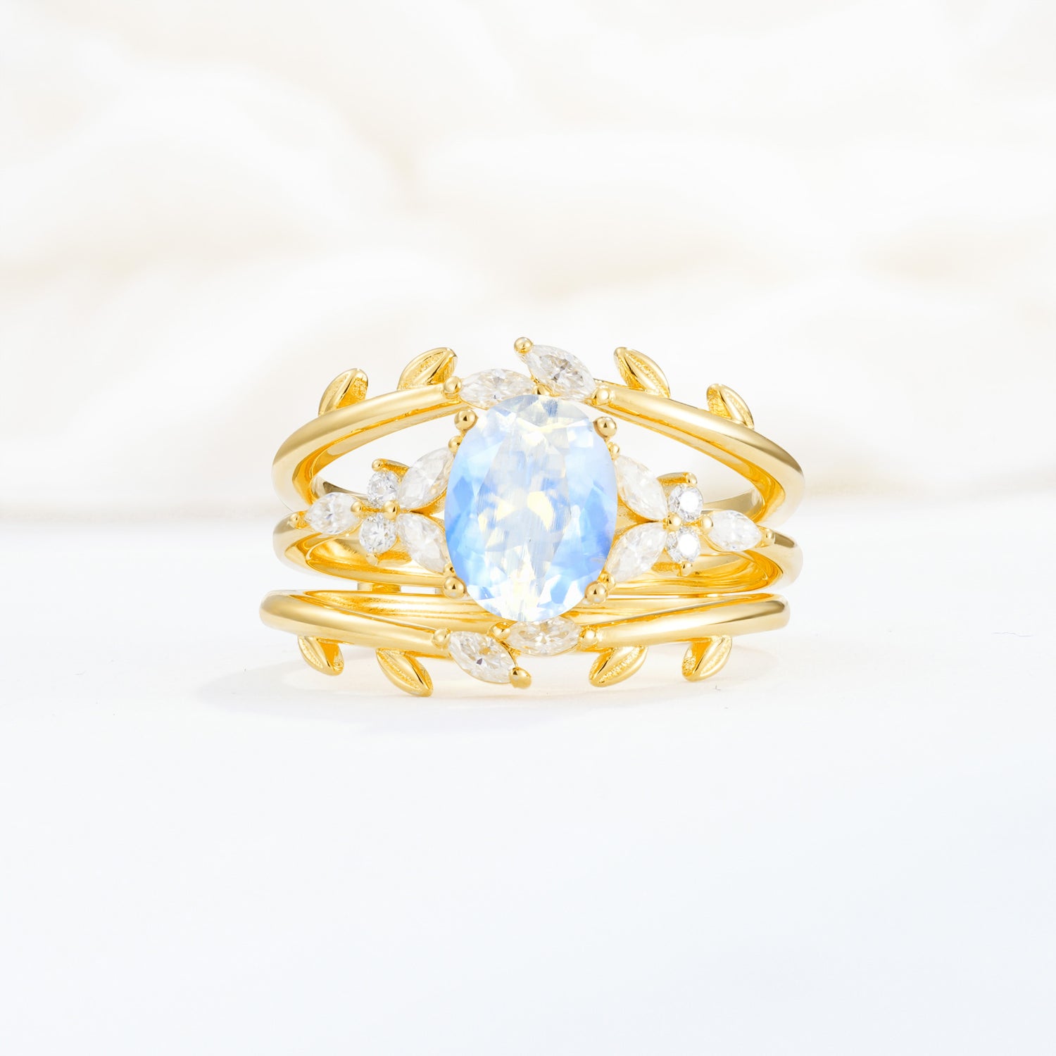 SR17104 Moonstone Ring - Yellow-Gold