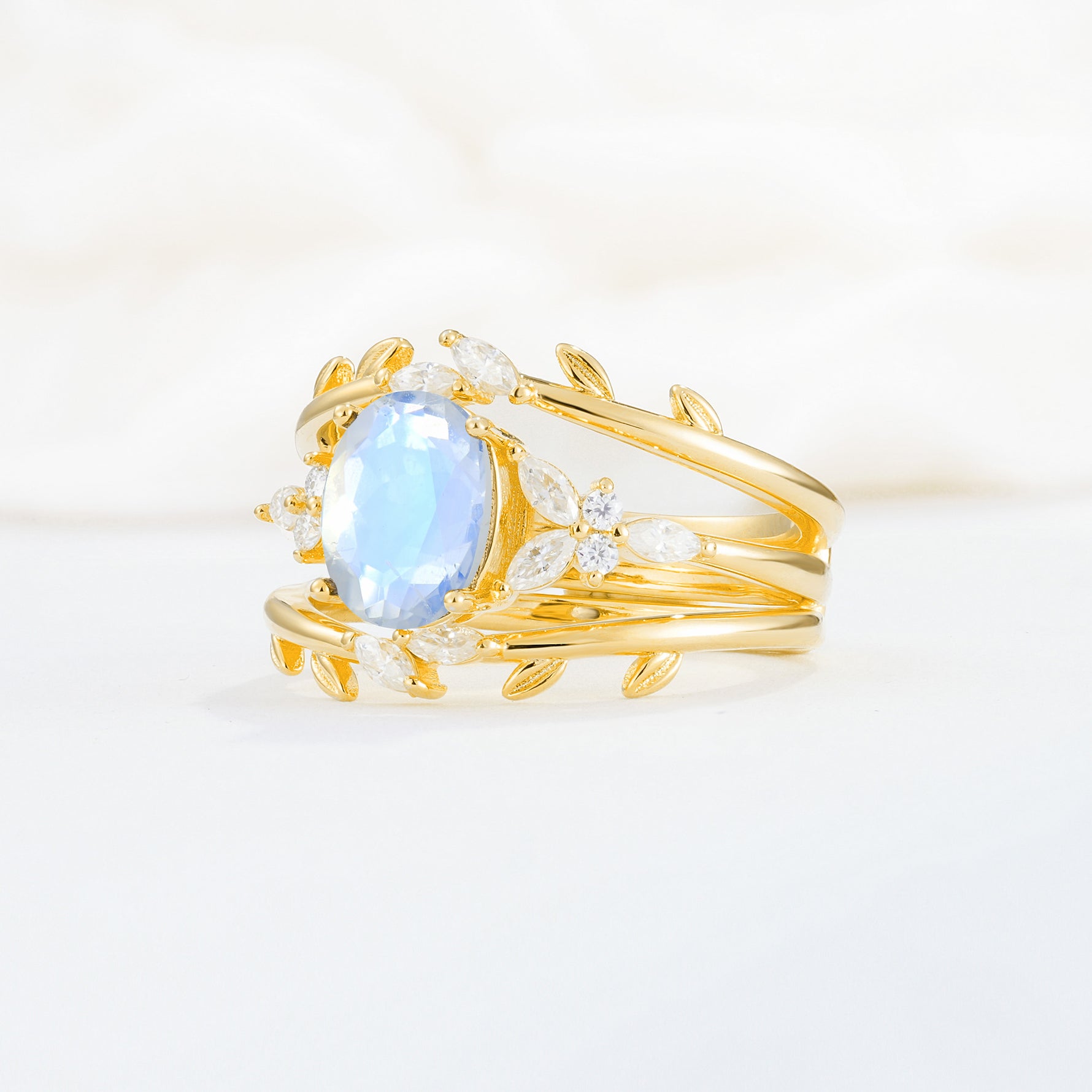 SR17104 Moonstone Ring - White-Gold