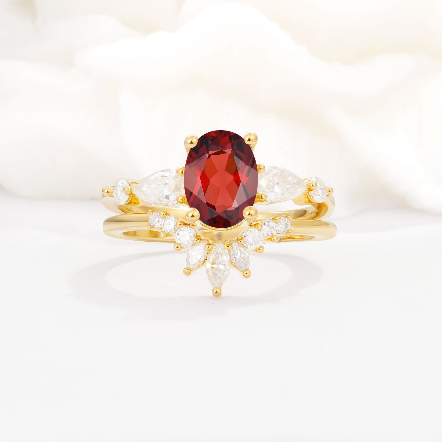 SR17105 Garnet Ring - Yellow-Gold