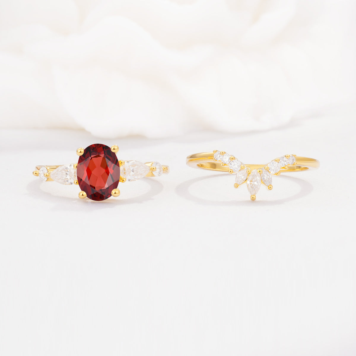 SR17105 Garnet Ring - White-Gold