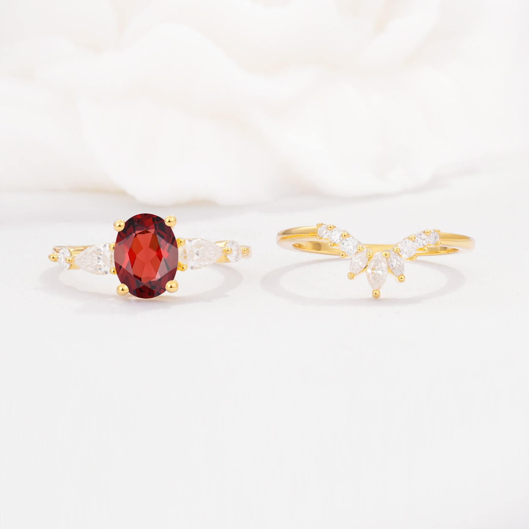 SR17105 Garnet Ring - White-Gold