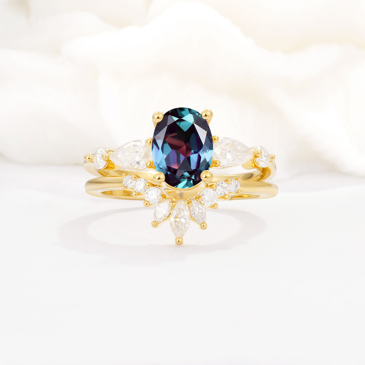 SR17105 Alexandrite Ring - Yellow-Gold