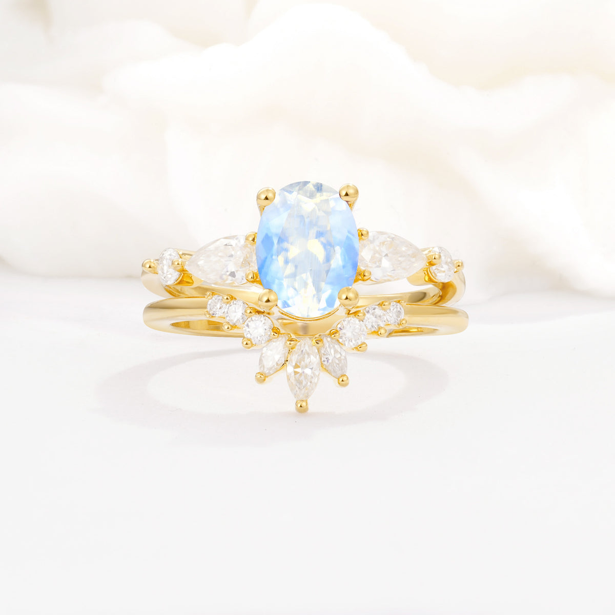 SR17105 Moonstone Ring - Yellow-Gold