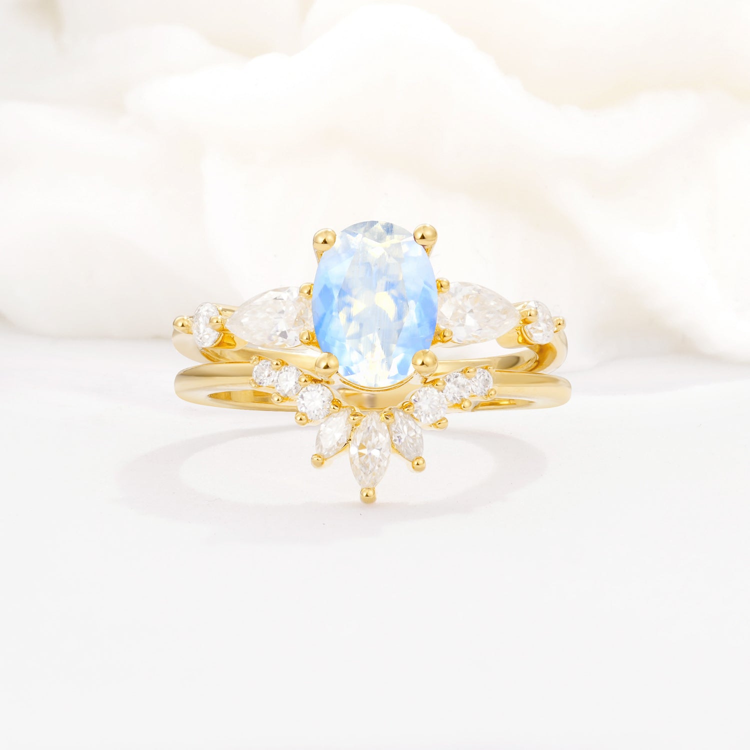 SR17105 Moonstone Ring - Yellow-Gold