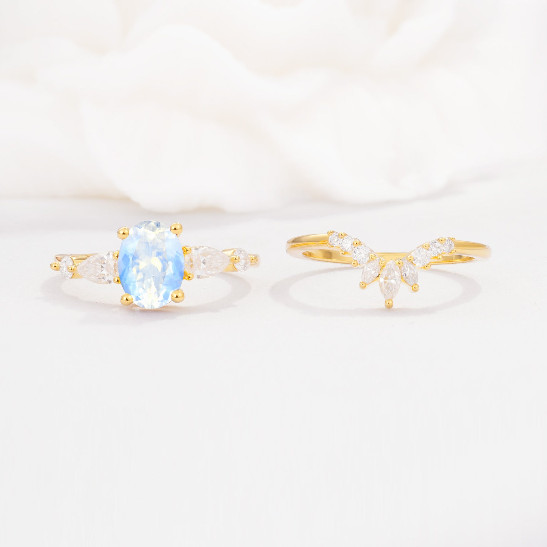 SR17105 Moonstone Ring - White-Gold