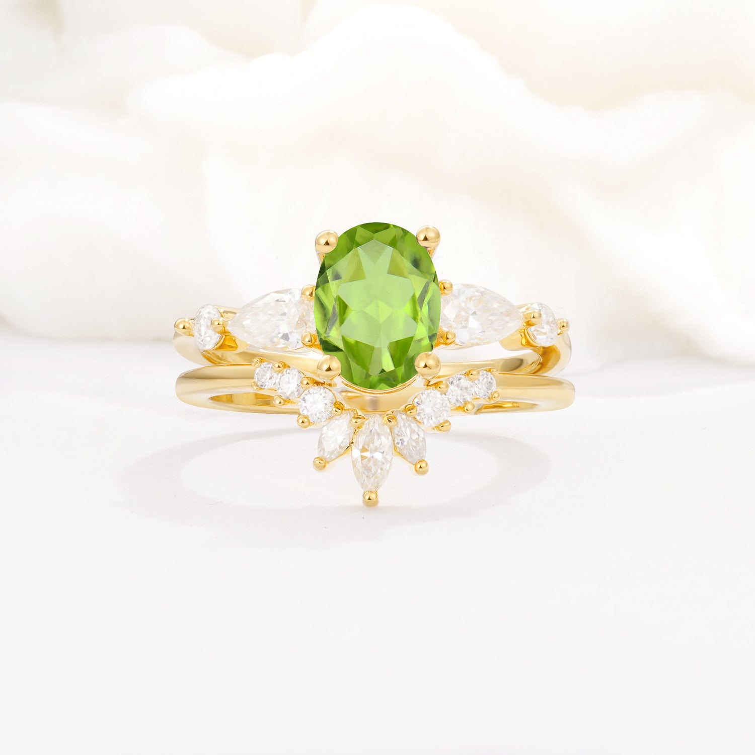 SR17105 Peridot Ring - Yellow-Gold