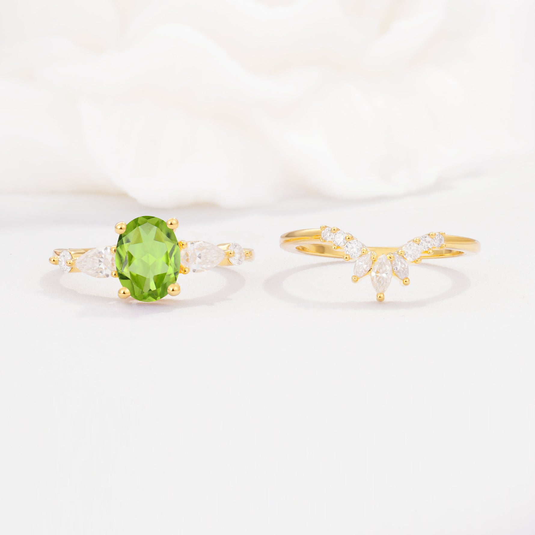 SR17105 Peridot Ring - White-Gold