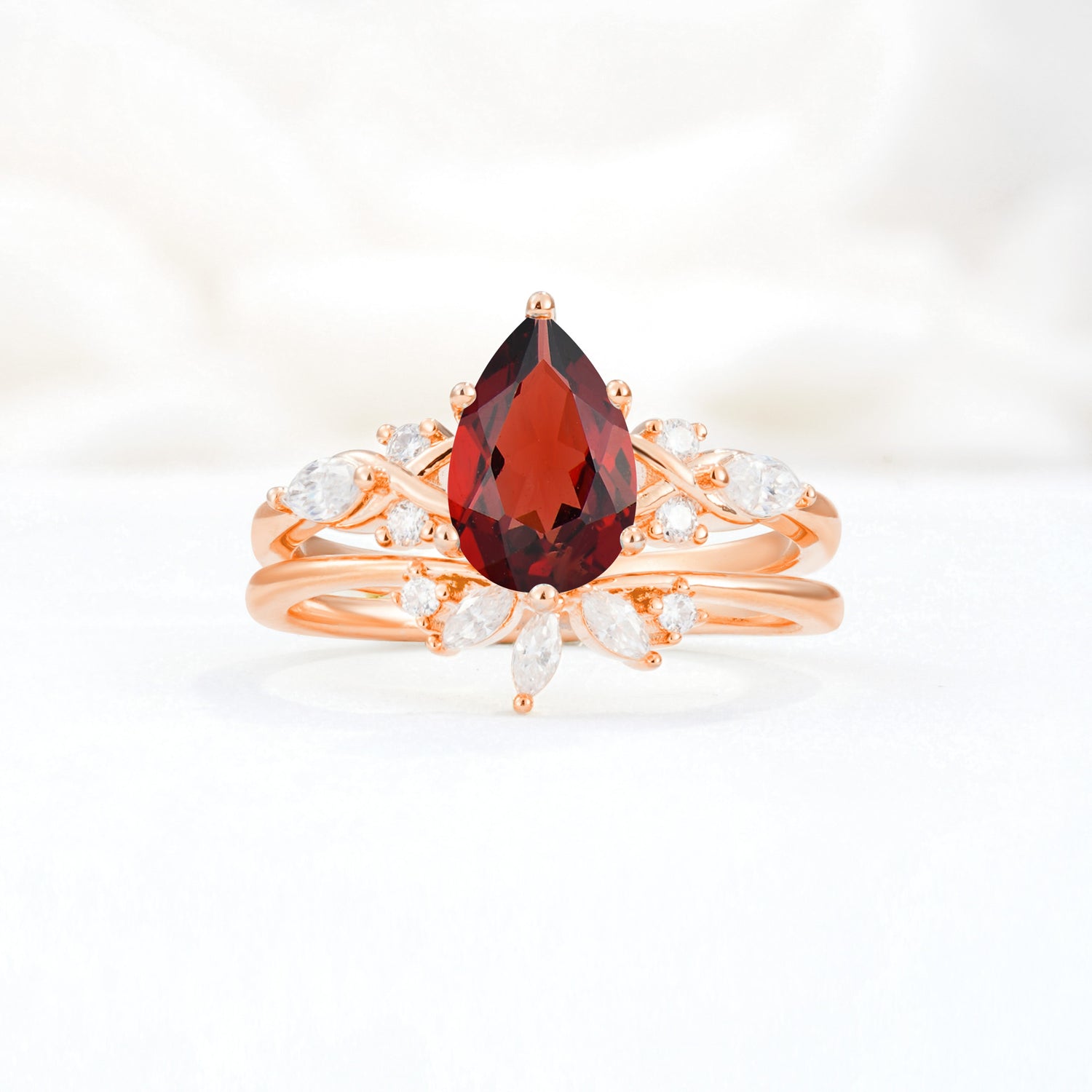 Elegant Pear Cut Garnet Bridal Ring Set for Wedding