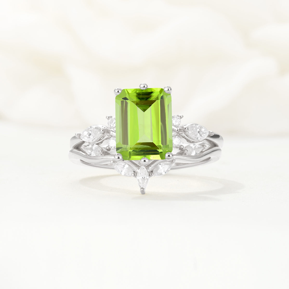 SR17109 Peridot Ring - Additional view