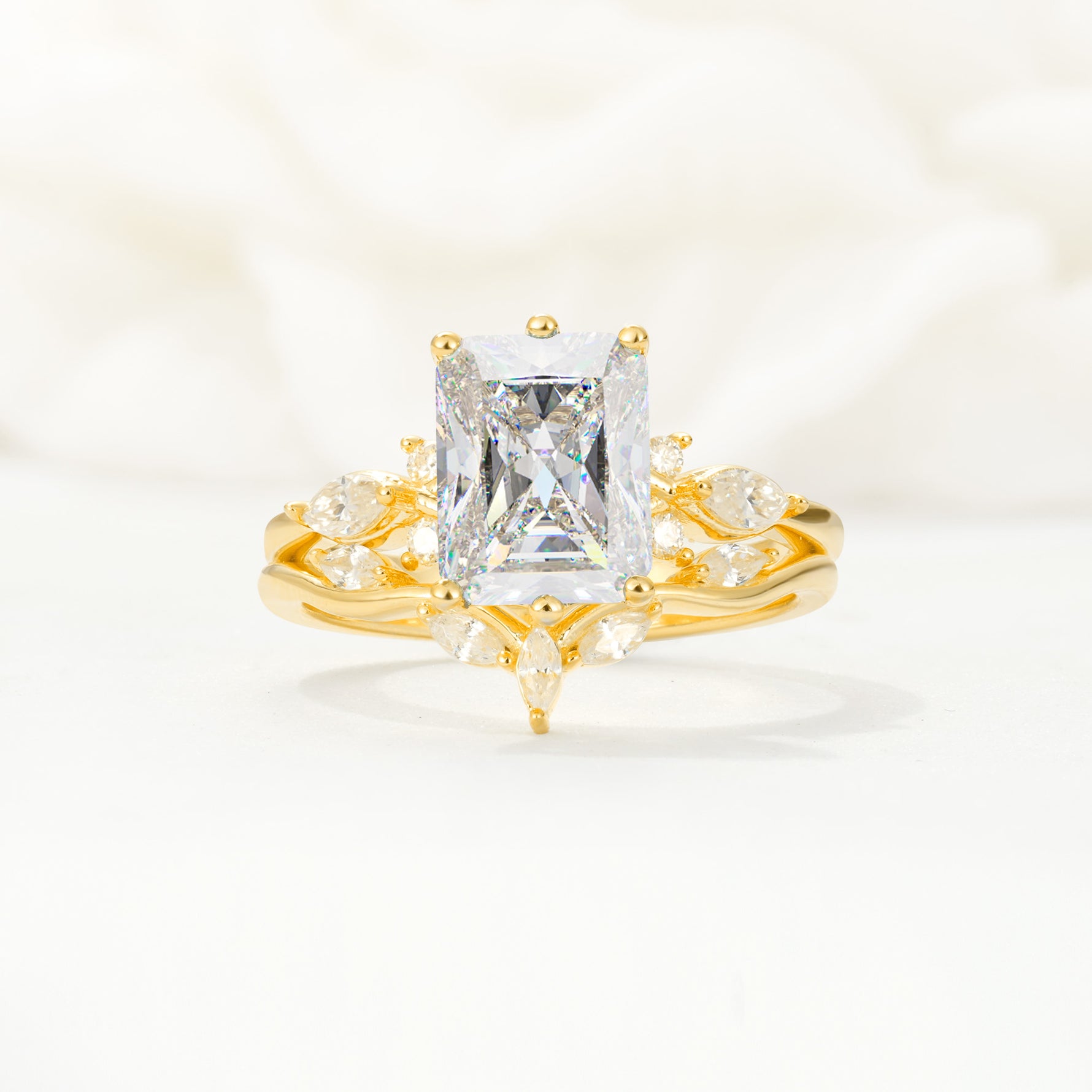 SR17109 Moissanite Ring - Yellow-Gold