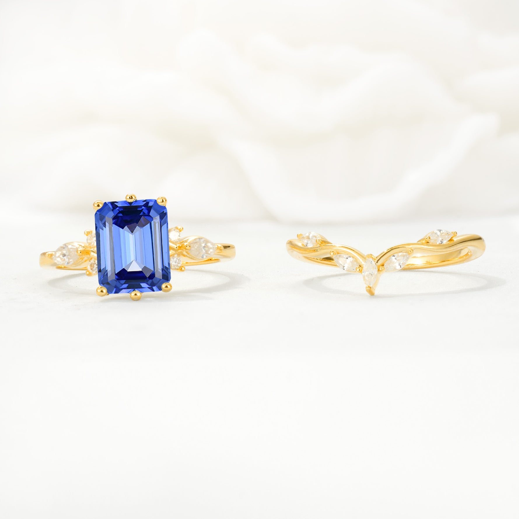 SR17109 Sapphire Ring - Additional view