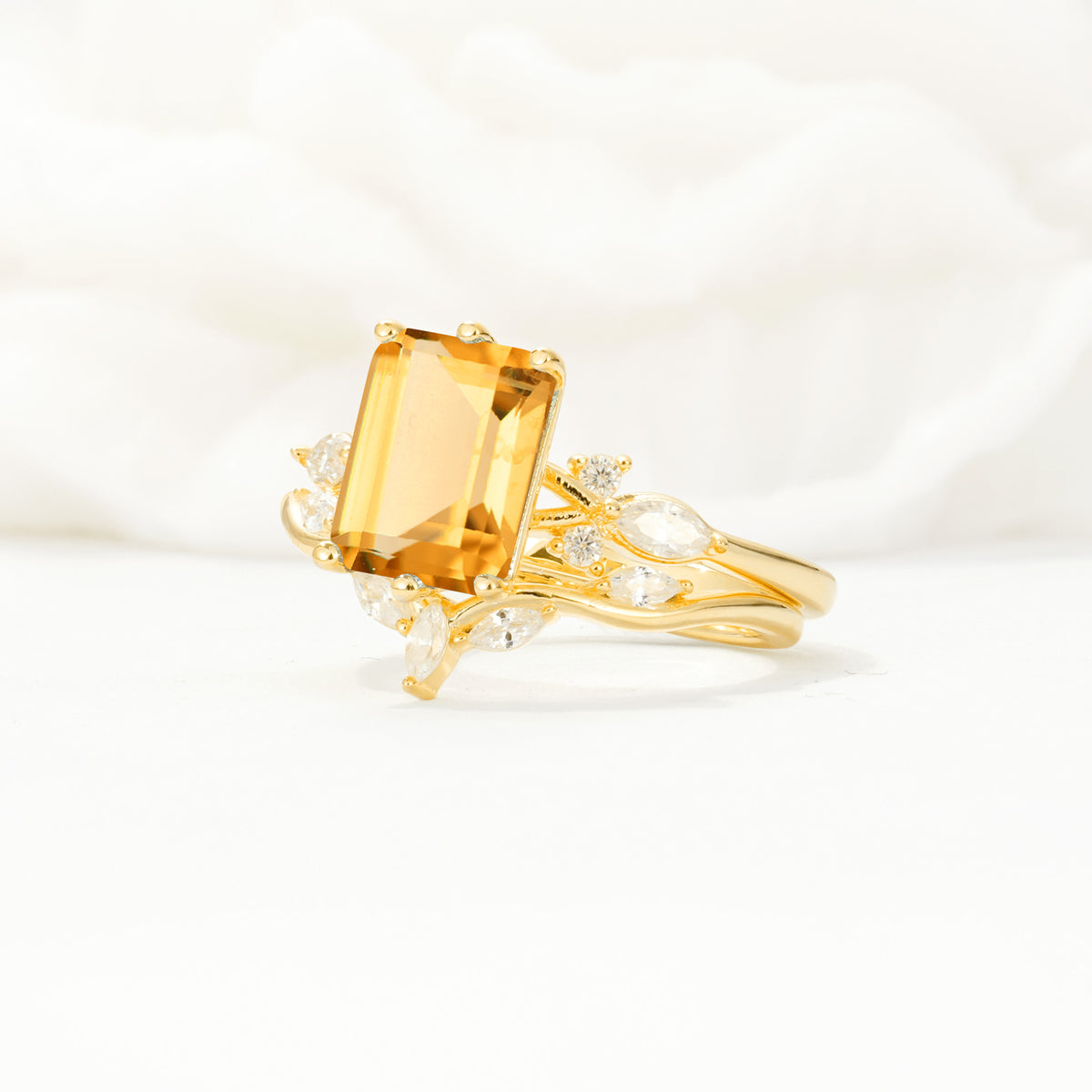 SR17109 Citrine Ring - White-Gold