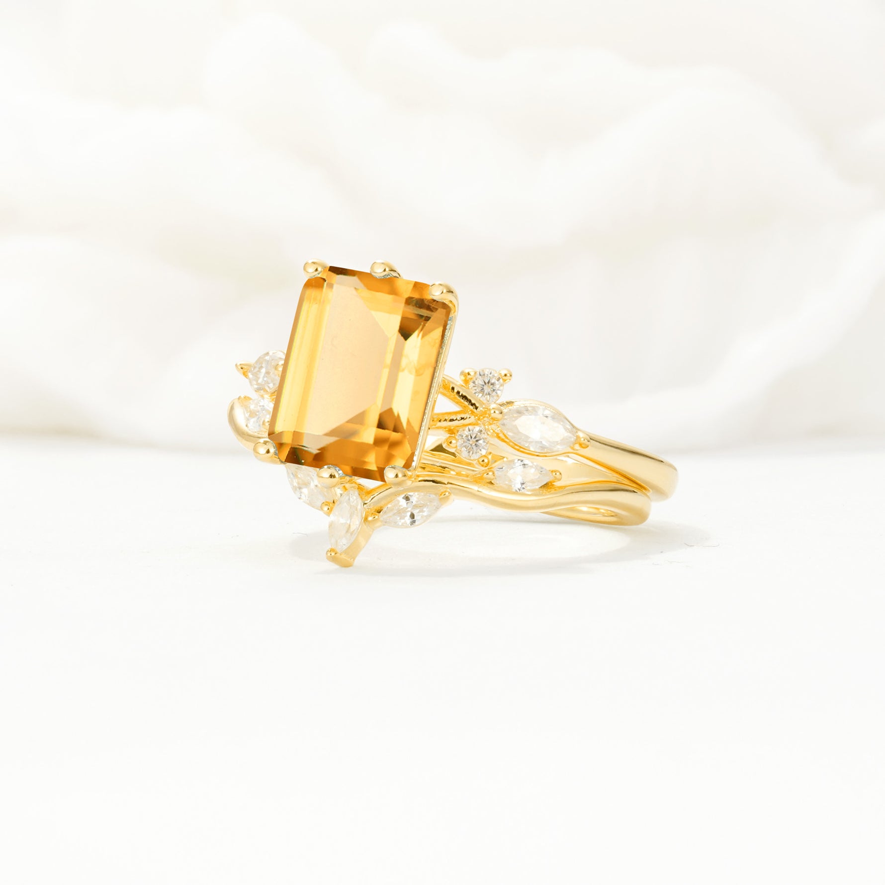 SR17109 Citrine Ring - White-Gold