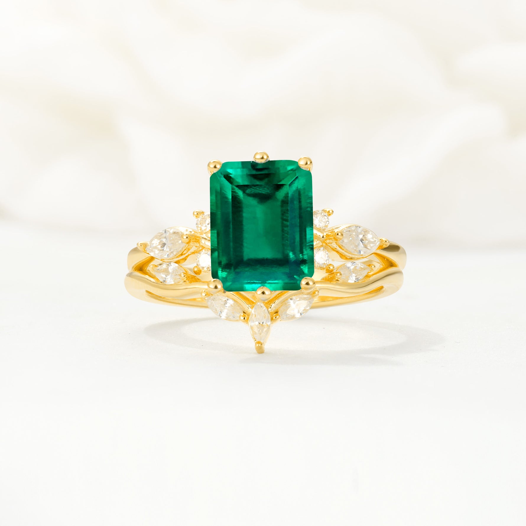 SR17109 Emerald Ring - Yellow-Gold