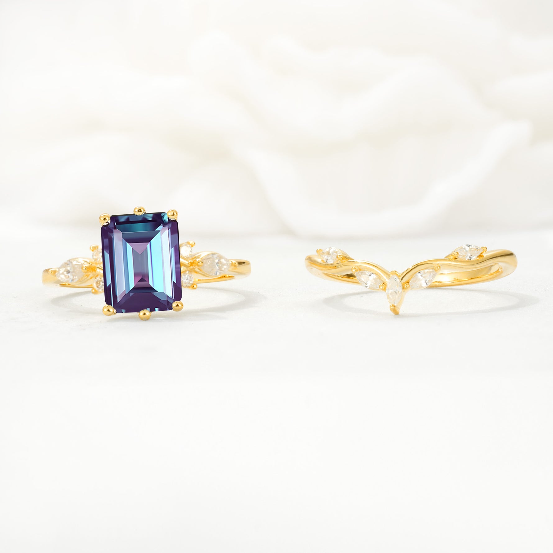 SR17109 Alexandrite Ring - Additional view