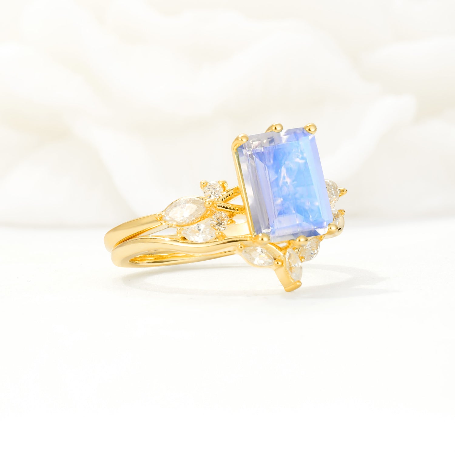 SR17109 Moonstone Ring - Rose-Gold
