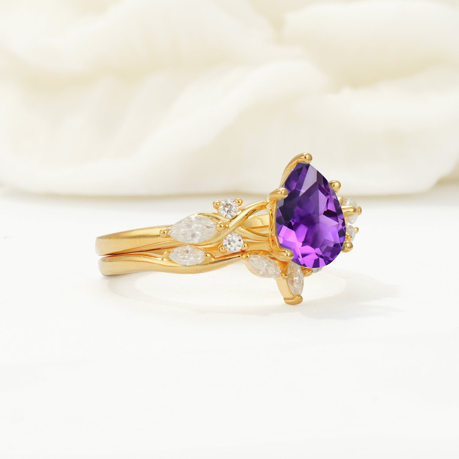 Nature-Inspired Luxury Pear-Cut Amethyst Bridal Ring Set