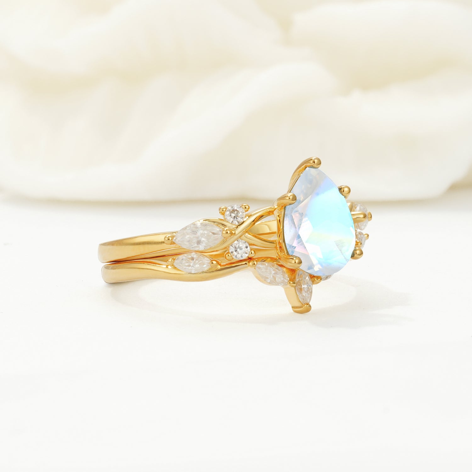 Nature-Inspired Luxury Pear-Cut Moonstone Bridal Ring Set