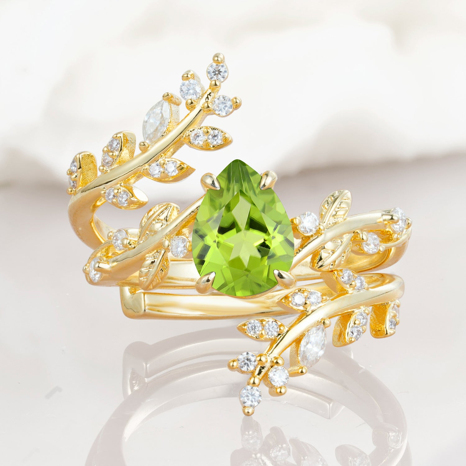Nature Inspired  Pear Cut Peridot Bridal Ring Set for Women