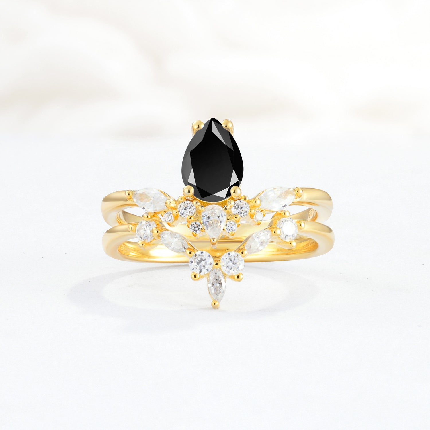 SR17113 Black Onyx Ring - Yellow-Gold