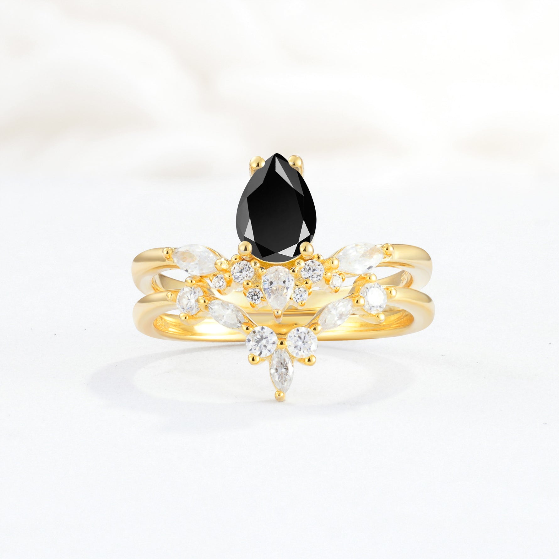 SR17113 Black Onyx Ring - Yellow-Gold
