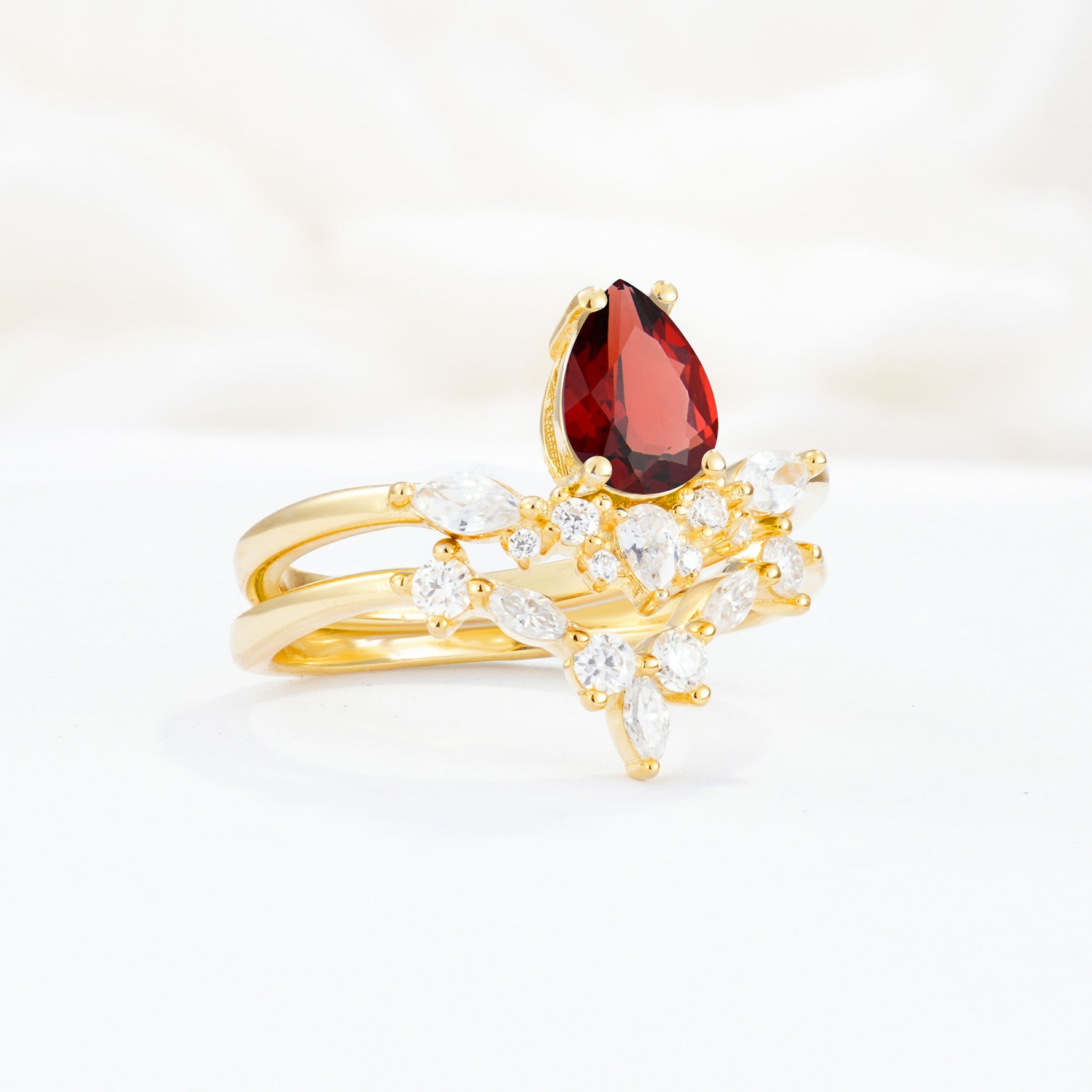 SR17113 Garnet Ring - White-Gold