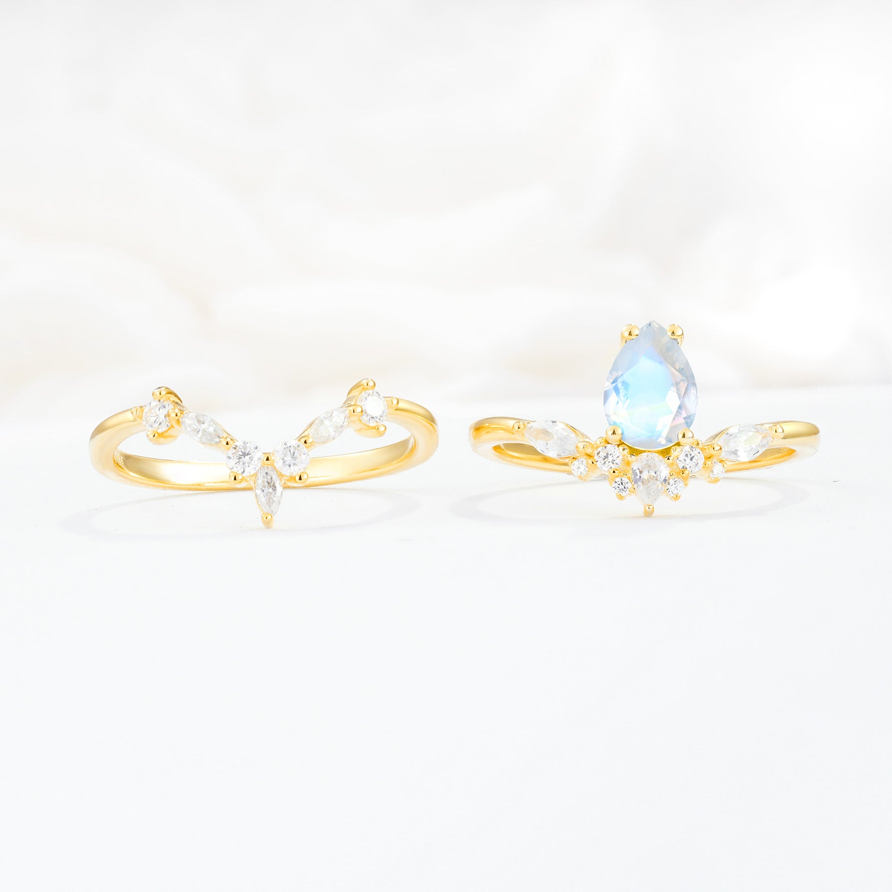 SR17113 Moonstone Ring - Additional view