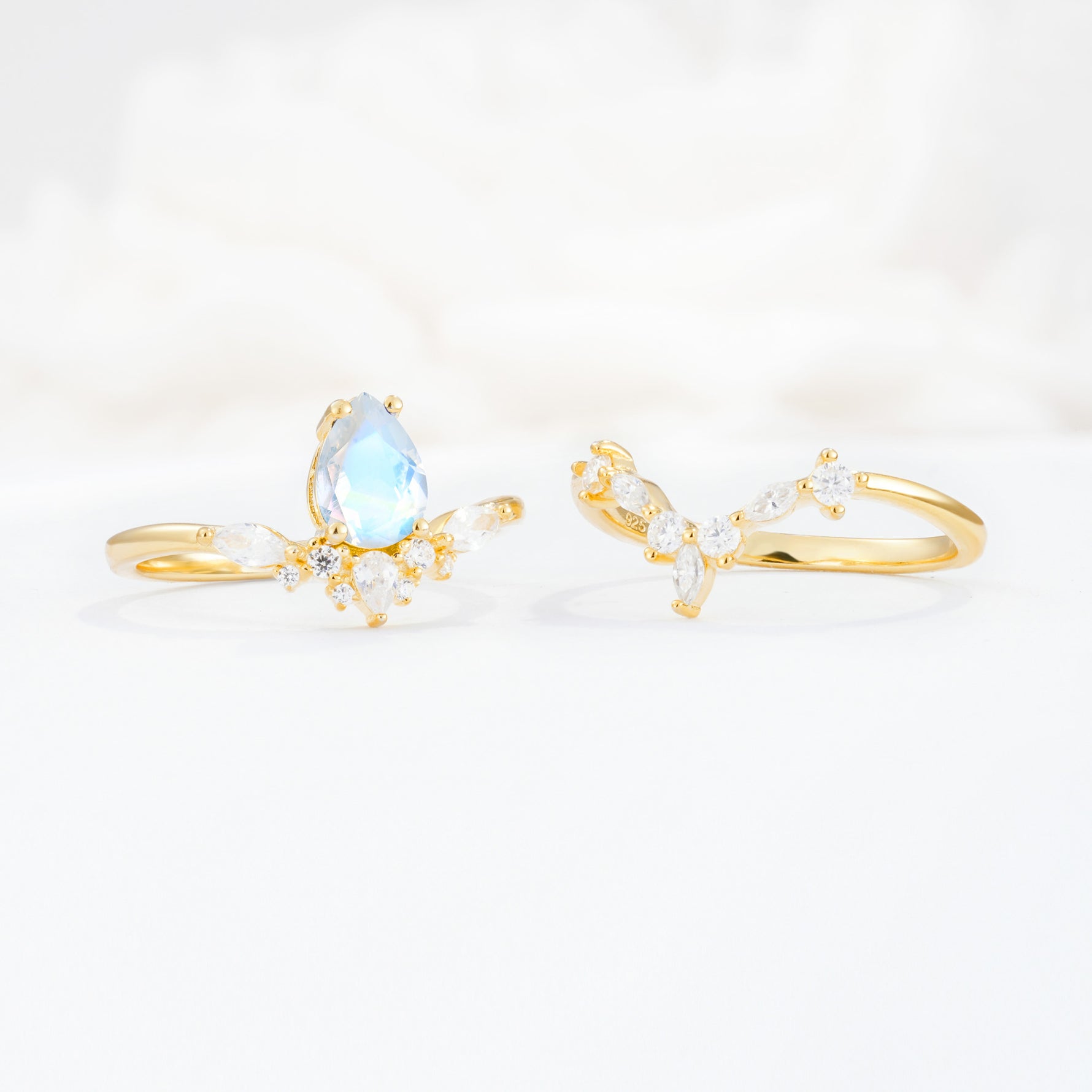 SR17113 Moonstone Ring - Additional view