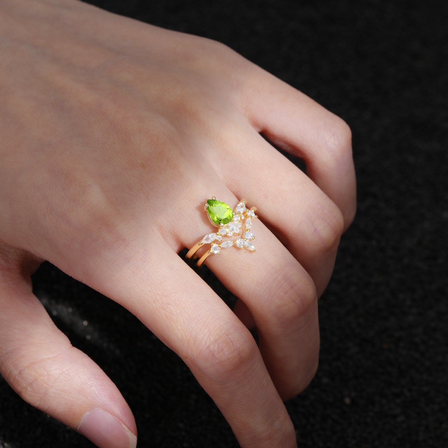 SR17113 Peridot Ring - Rose-Gold