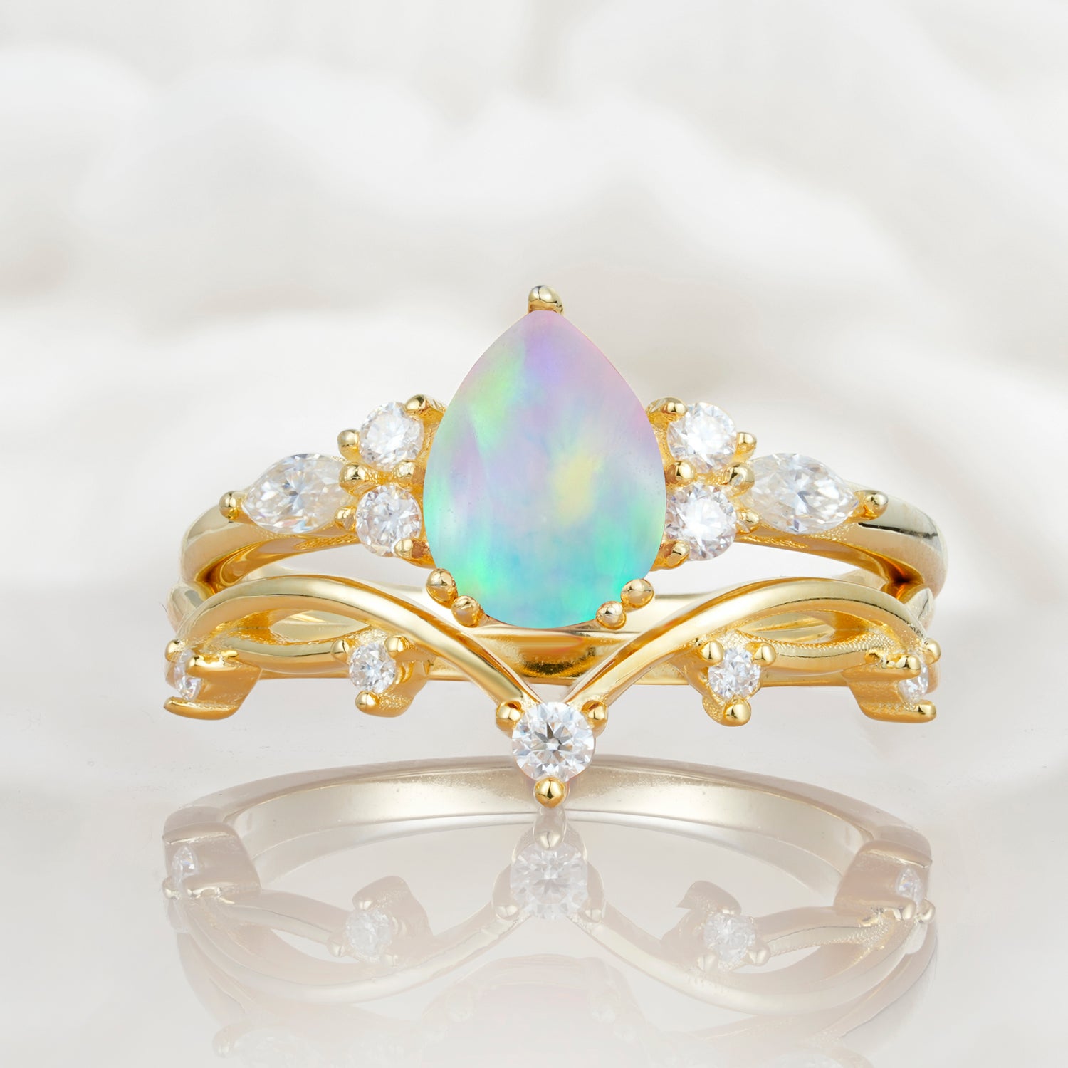 Classic Pear Cut Opal Engagement Ring Set for Women