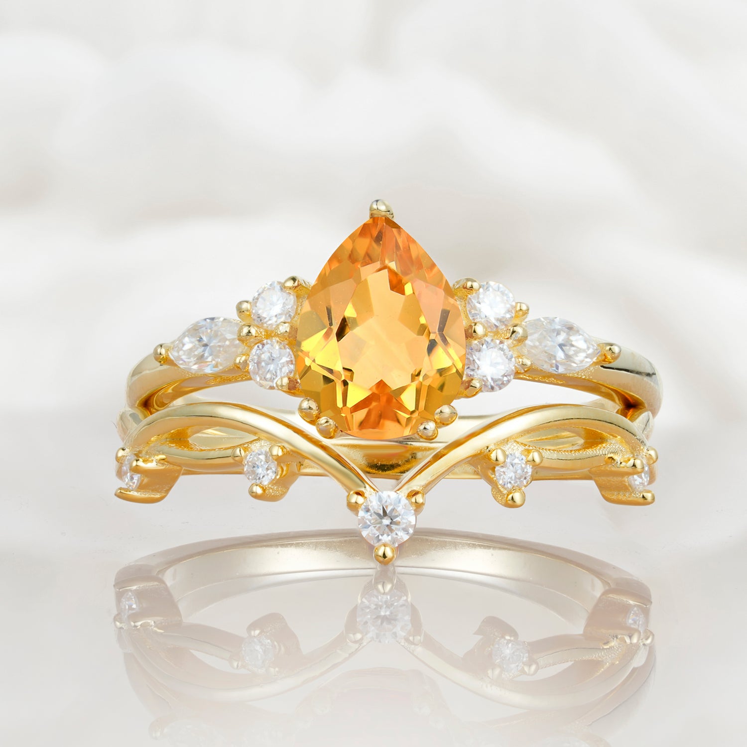 Classic Pear Cut Citrine Engagement Ring Set for Women