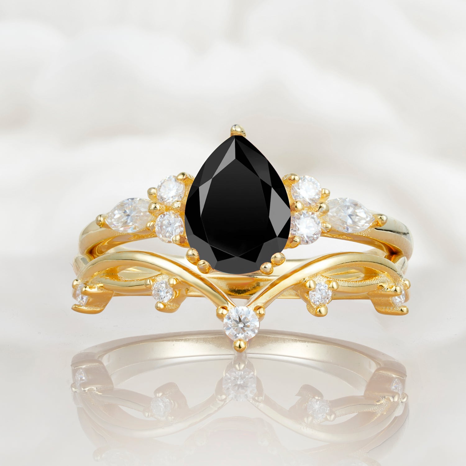 Classic Pear Cut Black Onyx Engagement Ring Set for Women