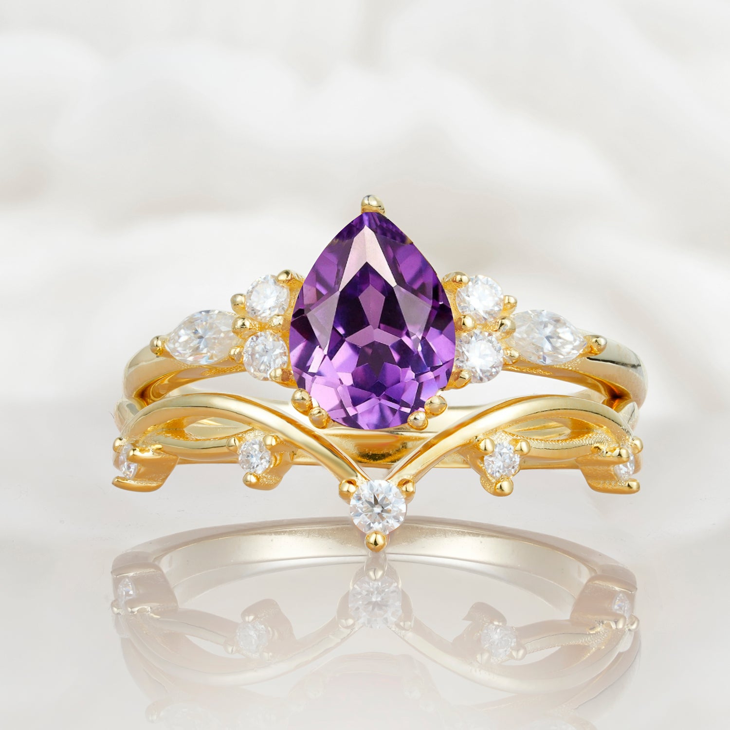 Classic Pear Cut Amethyst Engagement Ring Set for Women