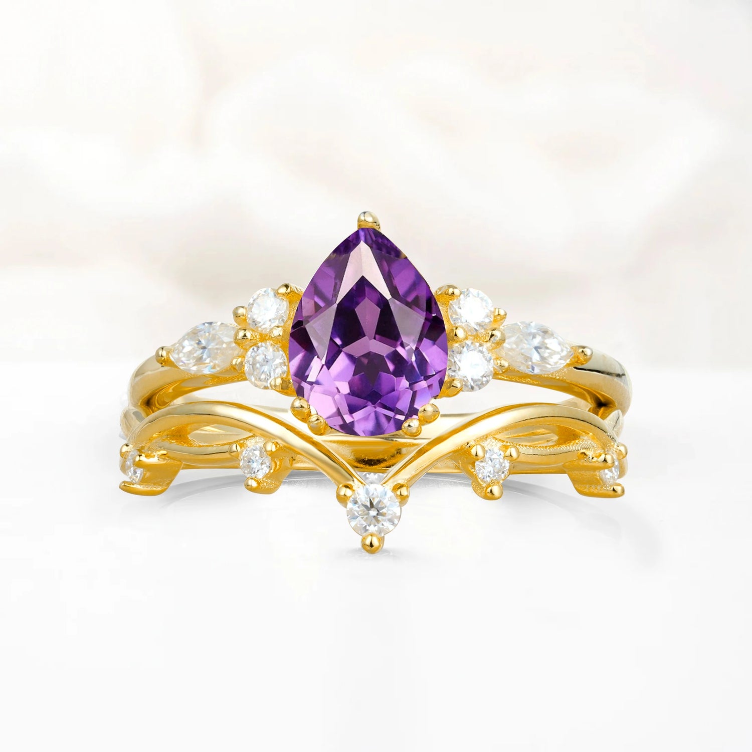 Classic Pear Cut Amethyst Engagement Ring Set for Women