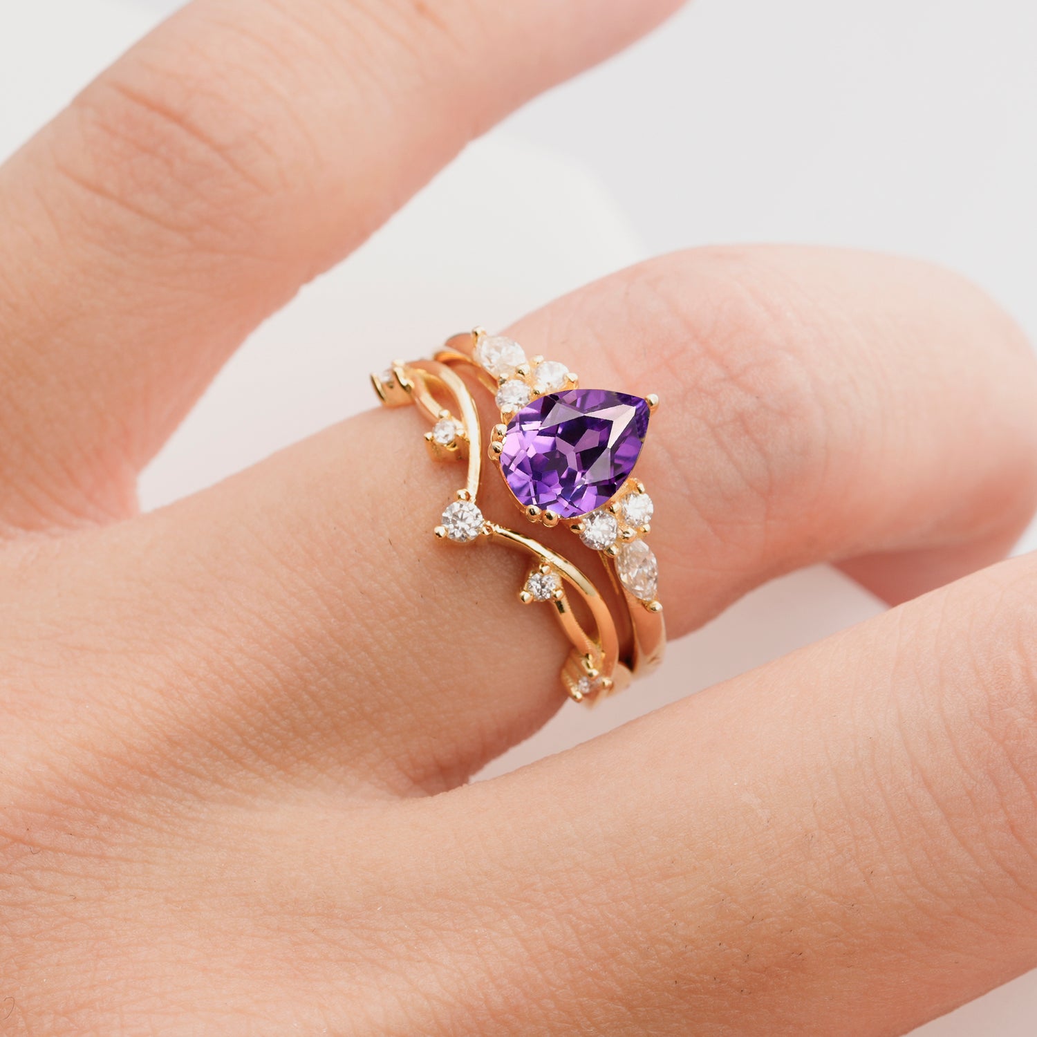 Classic Pear Cut Amethyst Engagement Ring Set for Women