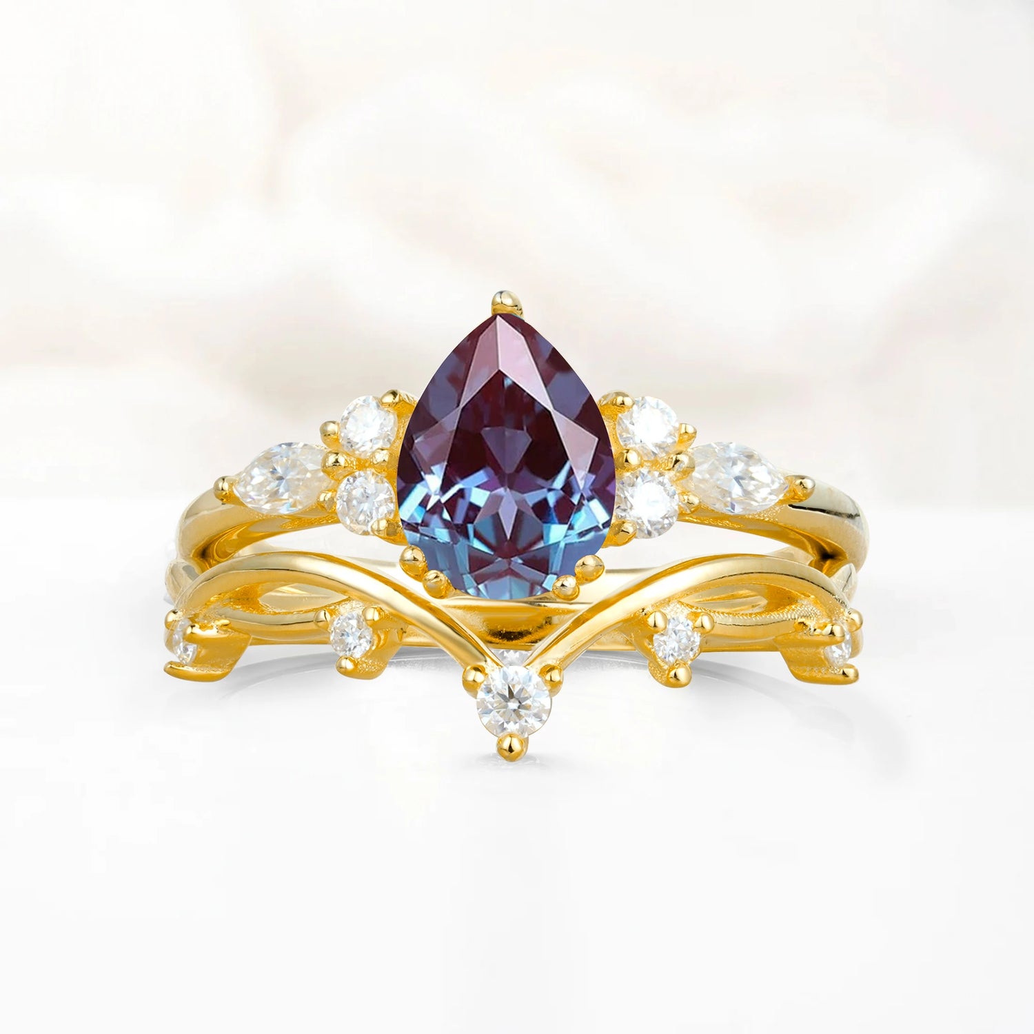 Classic Pear Cut Alexandrite Engagement Ring Set for Women