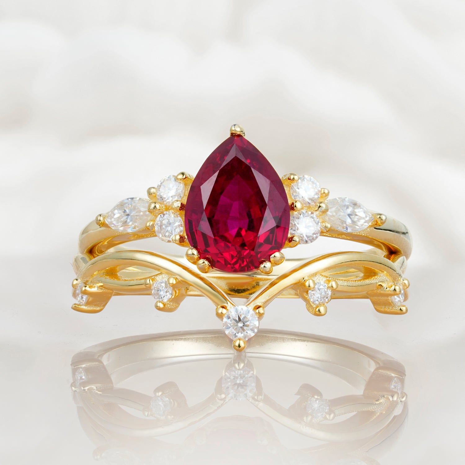 Classic Pear Cut Ruby Engagement Ring Set for Women