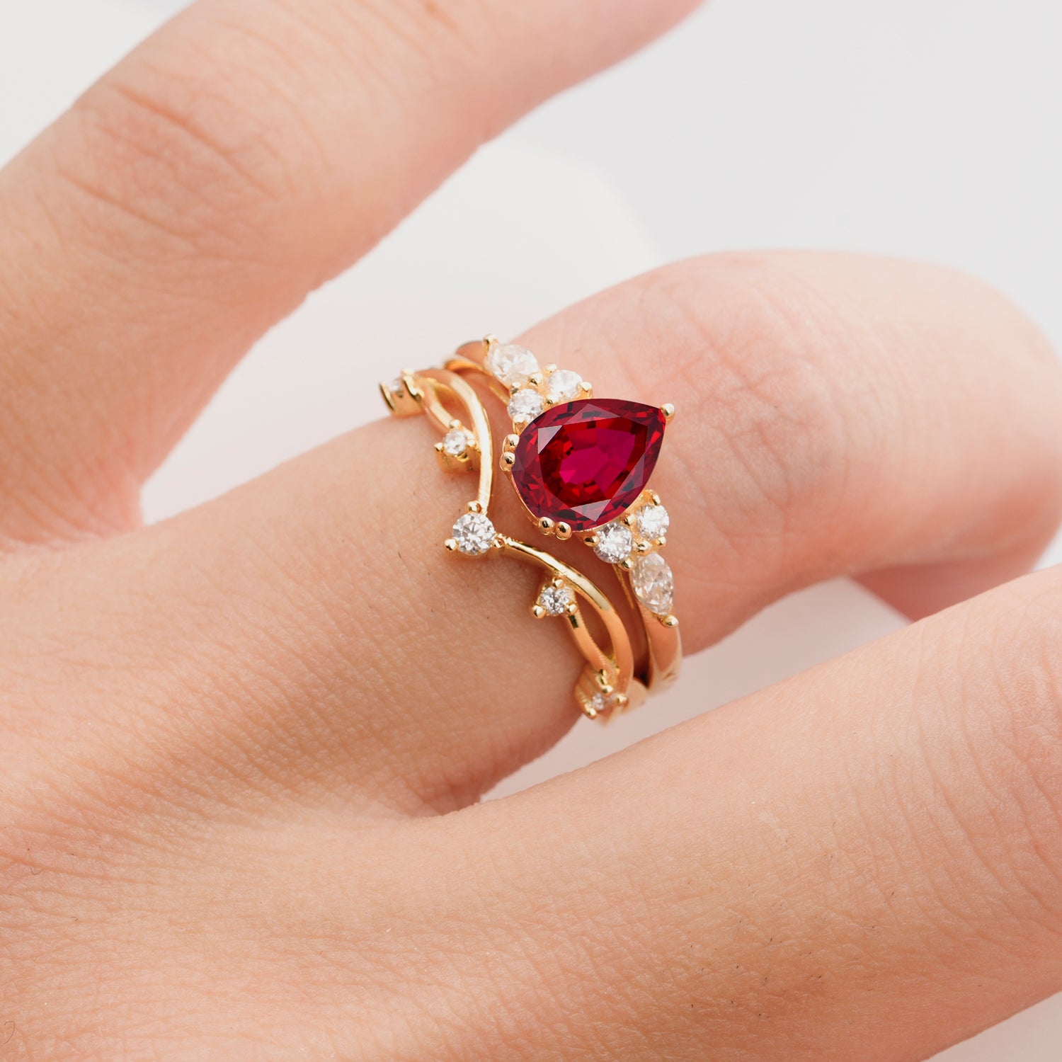 Classic Pear Cut Ruby Engagement Ring Set for Women