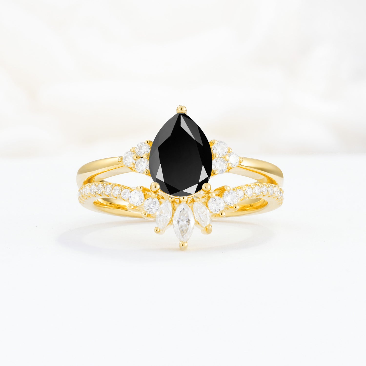 SR17115 Black Onyx Ring - Yellow-Gold