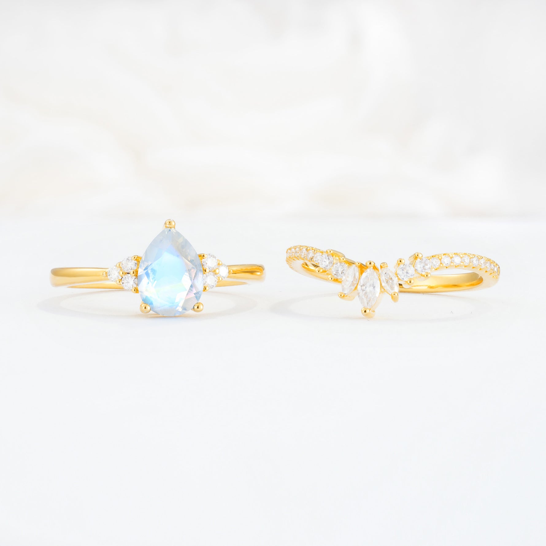 SR17115 Moonstone Ring - Additional view