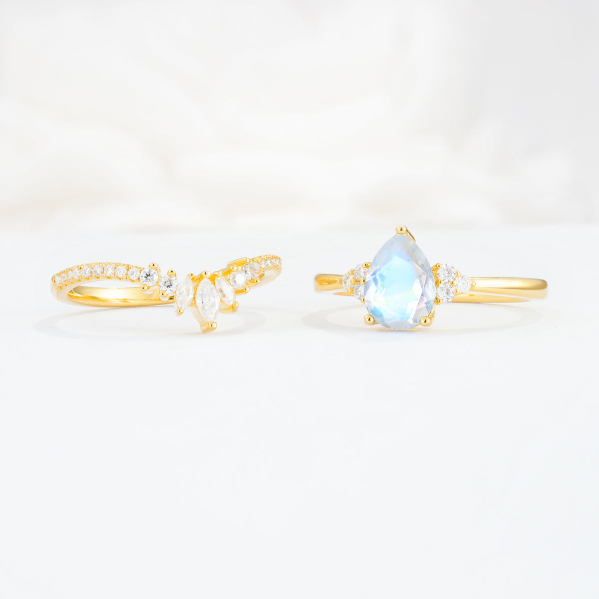 SR17115 Moonstone Ring - Additional view