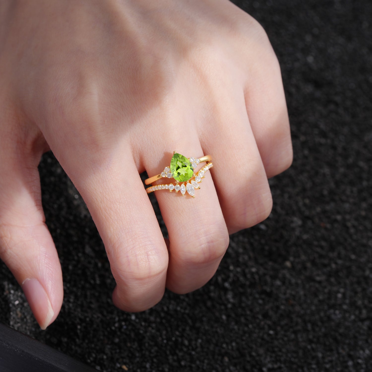 SR17115 Peridot Ring - Rose-Gold