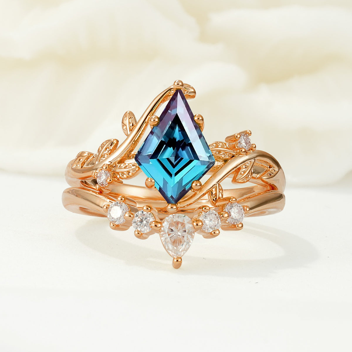 SR17116 Alexandrite Ring - Additional view