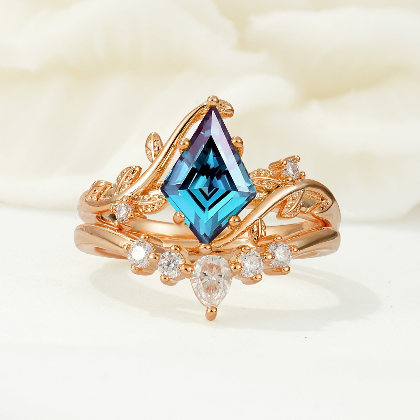 SR17116 Alexandrite Ring - Additional view