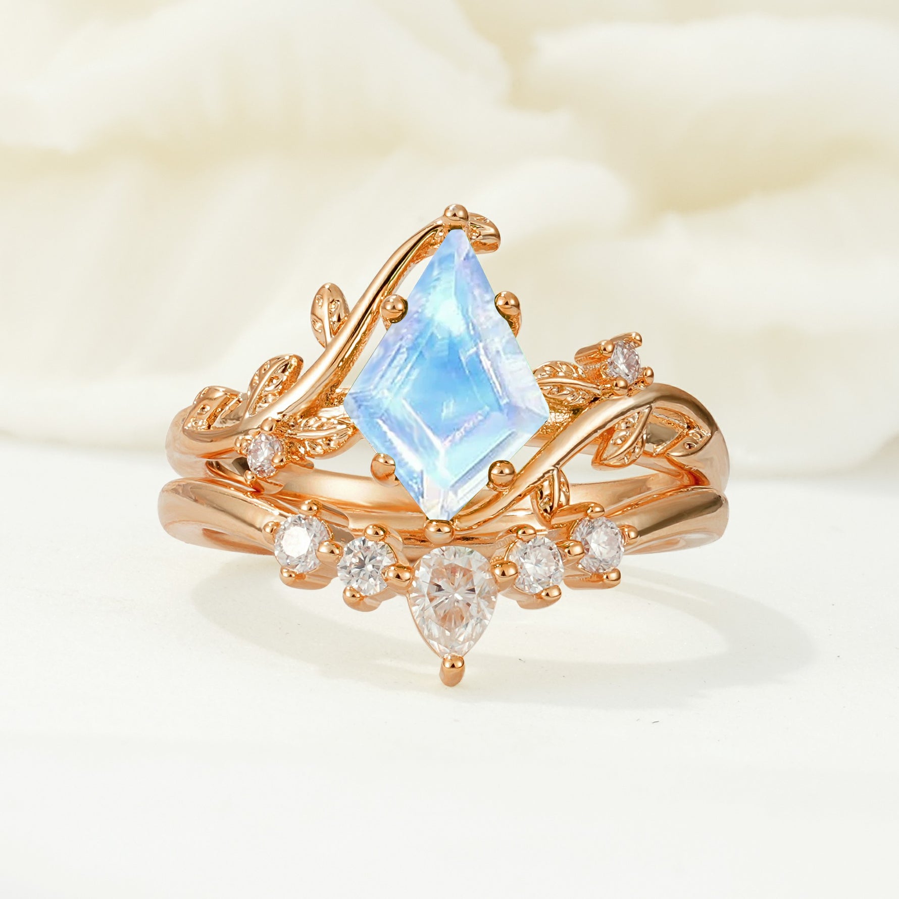 SR17116 Moonstone Ring - Additional view
