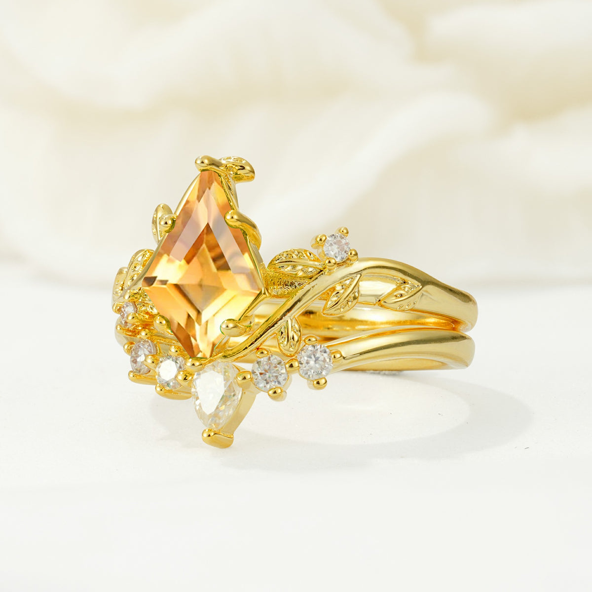 SR17116 Citrine Ring - White-Gold