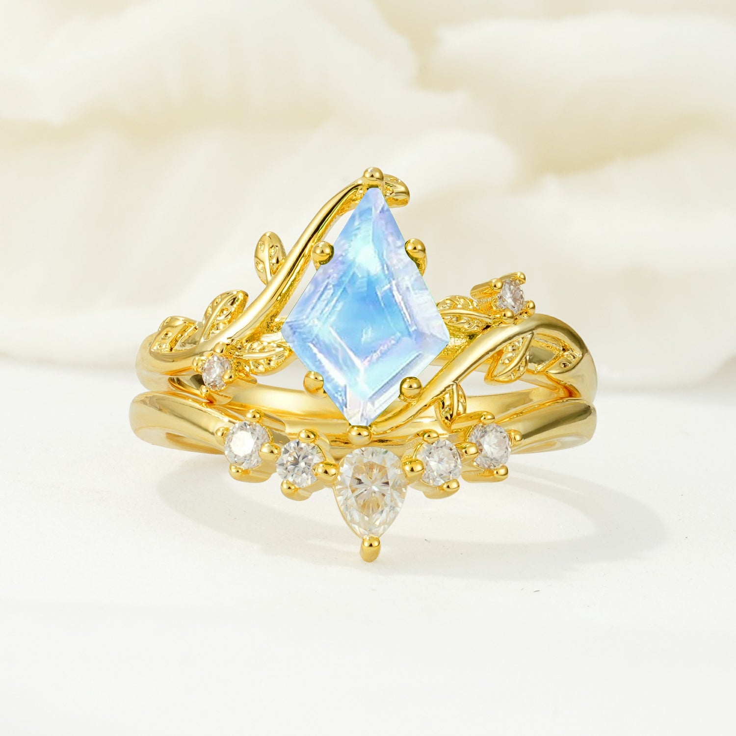 SR17116 Moonstone Ring - Additional view
